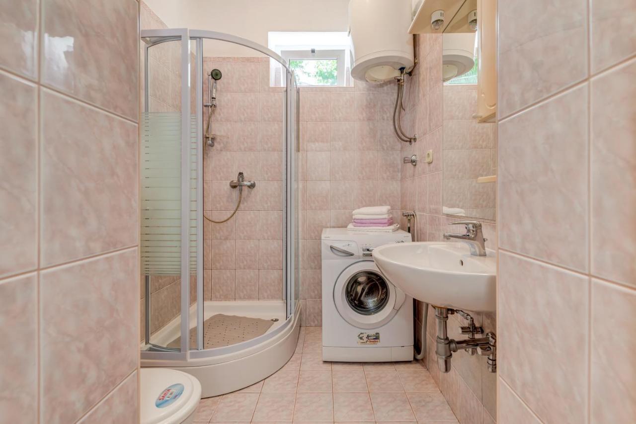 Petite Apartment Split Ngoại thất bức ảnh